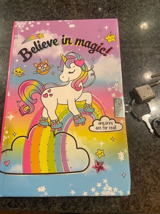 Libri: Mädchen Tagebuch mit Einhorn – Nuovo (secondo la descrizione) da Bergdietikon venduto da antovale