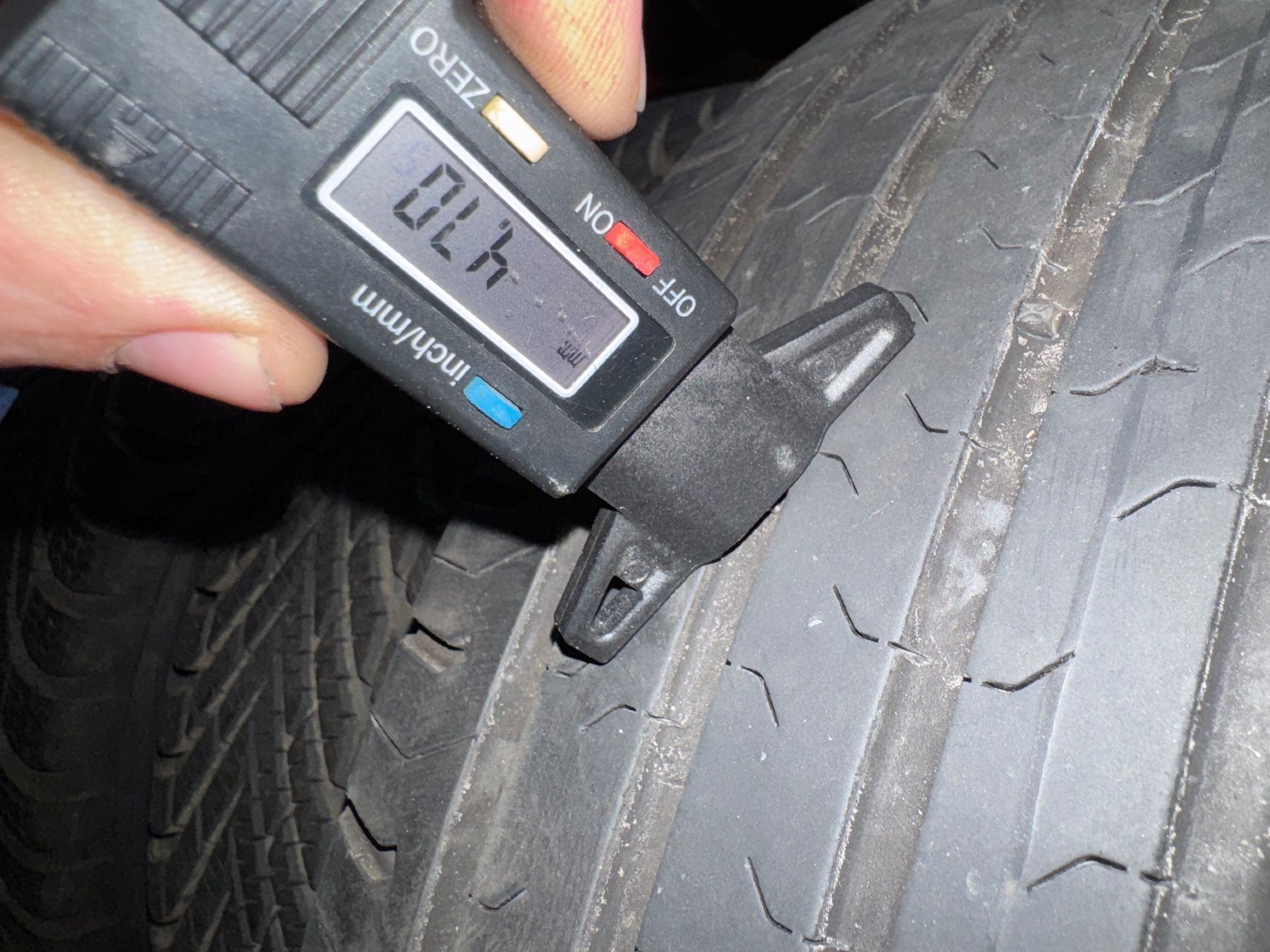 Continental Pneumatici & Ruote complete: 215/55R17 – Usato da Widen venduto da Dinero02 3