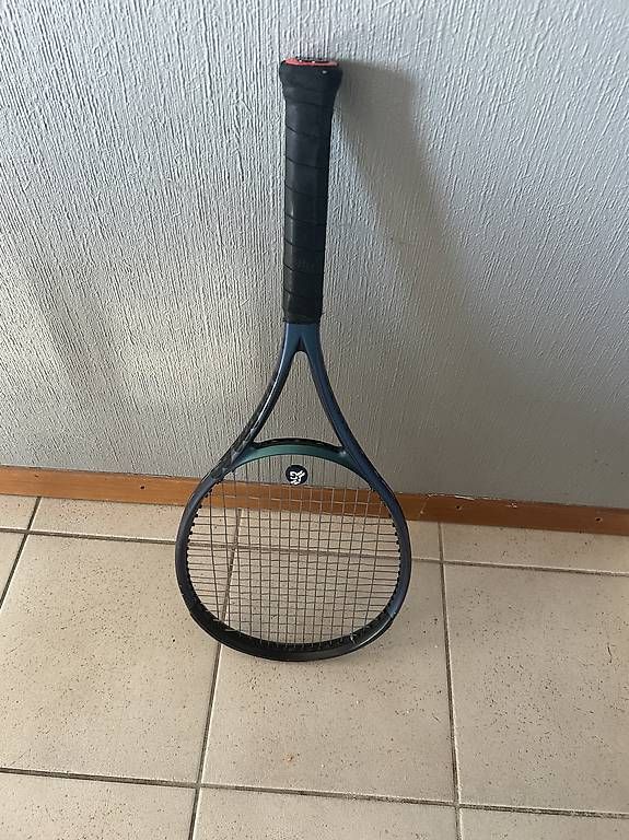 Schläger: Ultra 100L V4.0 Raquette De Compétition – Gebraucht aus Lausanne von fra_c5vn