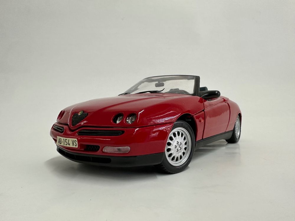 Majorette Alfa Romeo 4G Spider bleu Street Cars