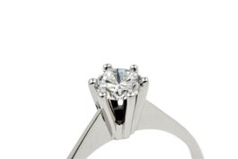 Brillant Solitär Ring 0.543ct River Lupenrein 18K *S3951