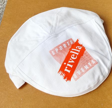 Neuwertig 90er Jahre Cape verstellbar Rivella/Adidas