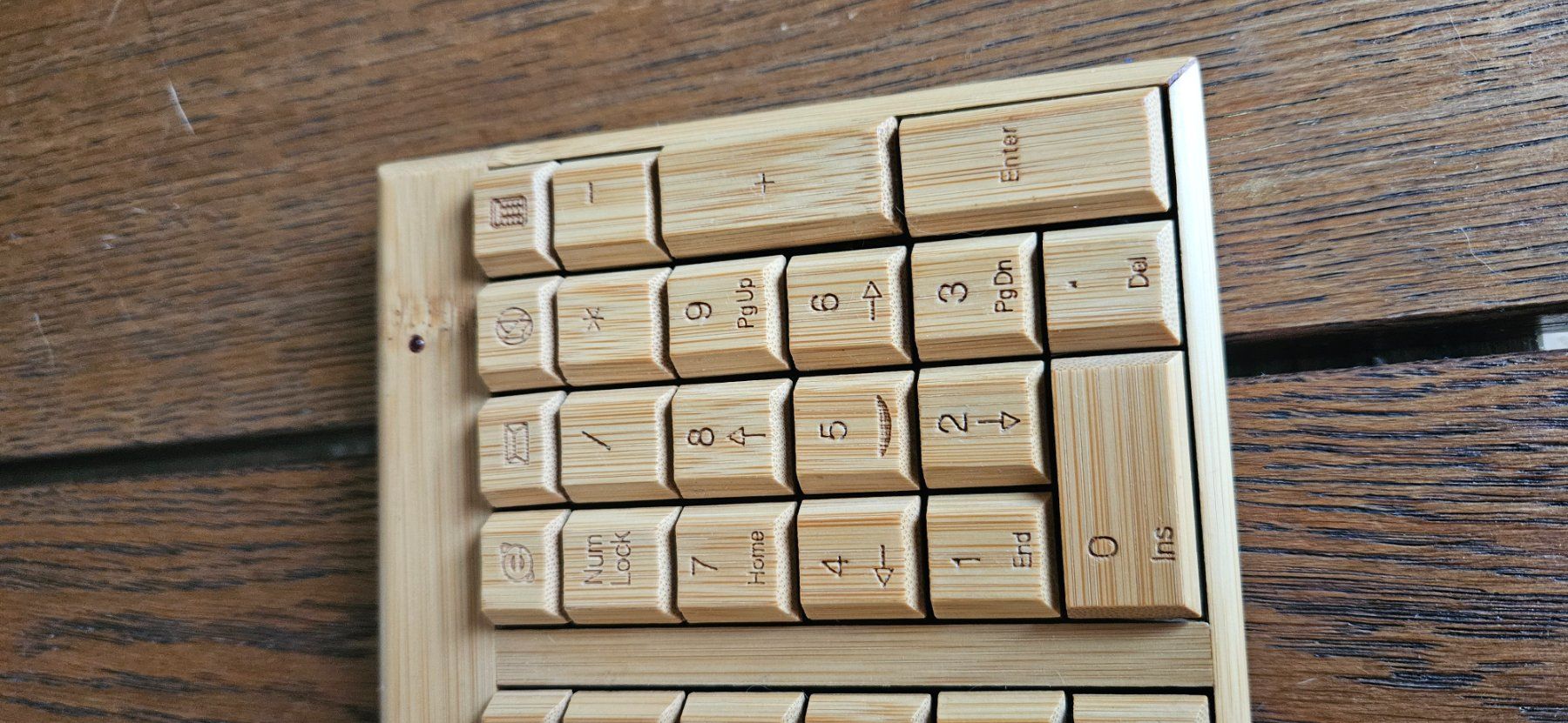 Tastaturen: Bambus Keyboard Tastatur Holz – Gebraucht aus Affoltern am Albis von Stefanie_89 1