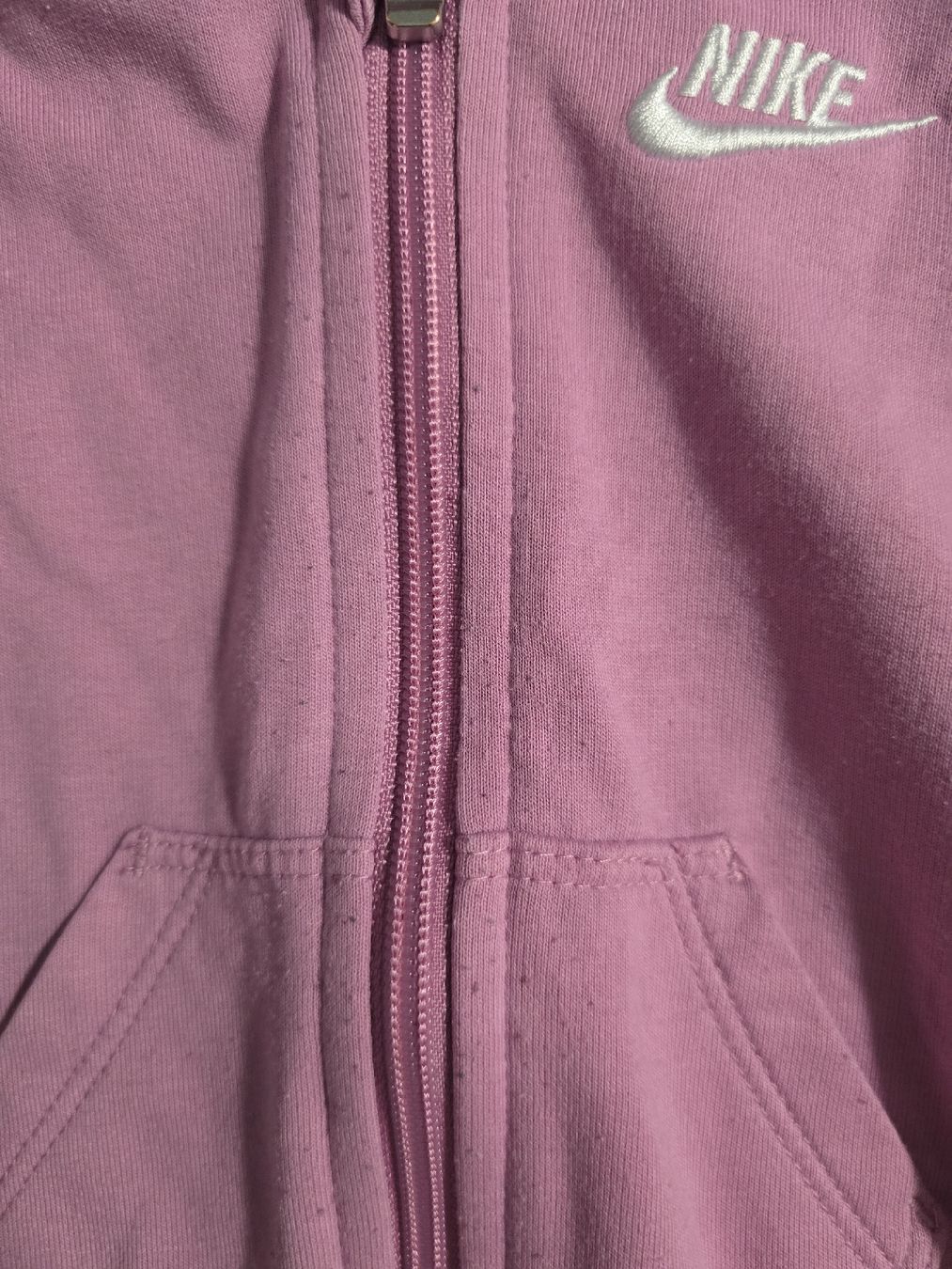 Nike Tute: Nike Jumpsuit 68/74 – Usato da schlattingen venduto da Sprongebob 2