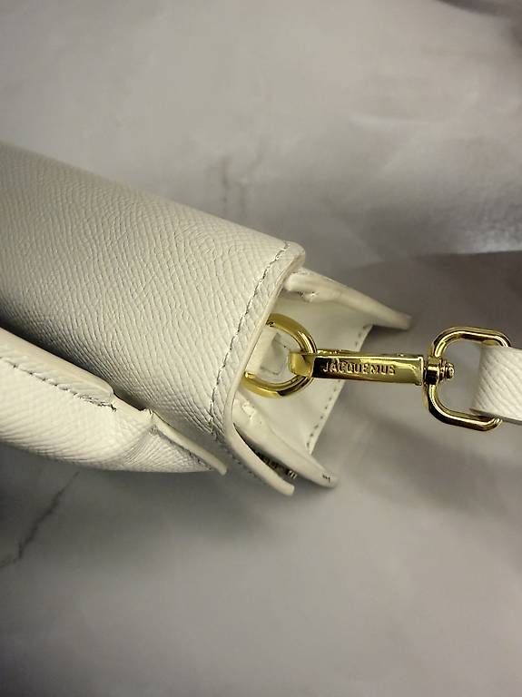 Borse da donna: Tasche weiss – Usato da Bülach venduto da ade_h776 1