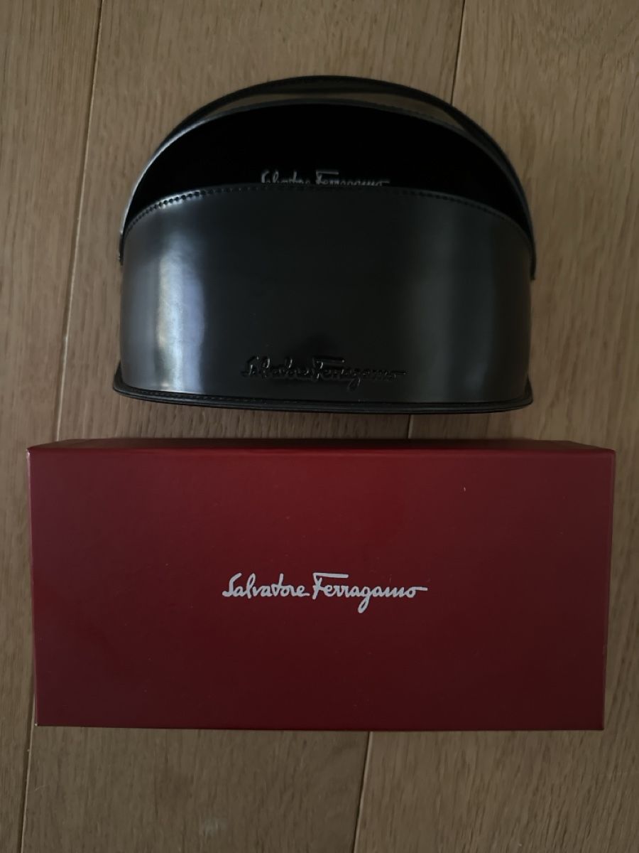 Salvatore Ferragamo Brillen & Gläser: Salvatore Ferragamo Sunglasses – Neu (gemäss Beschreibung) aus Binningen von can_s2yh 5