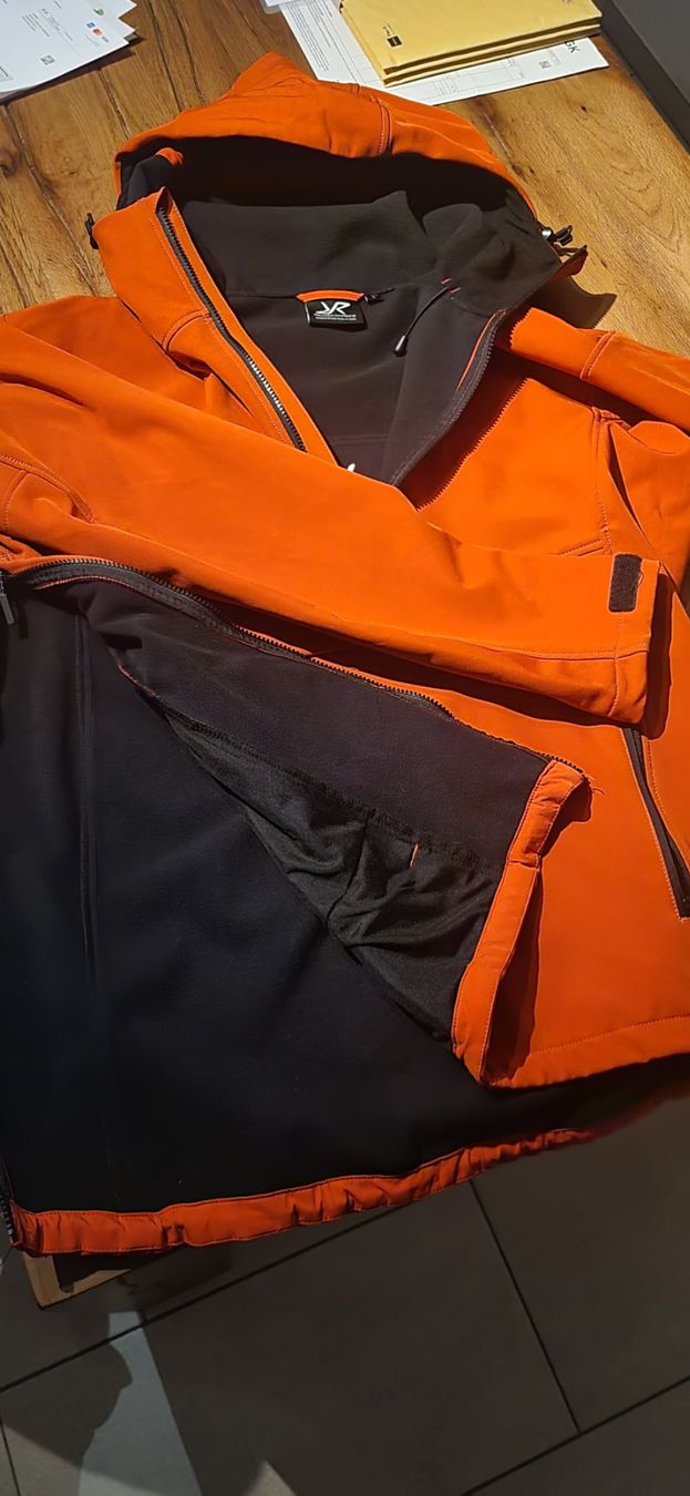RevolutionRace Giacche: RevolutionRace Herren Softshelljacke Gr. L, orange – Usato da Hellikon venduto da her_s6t2 2
