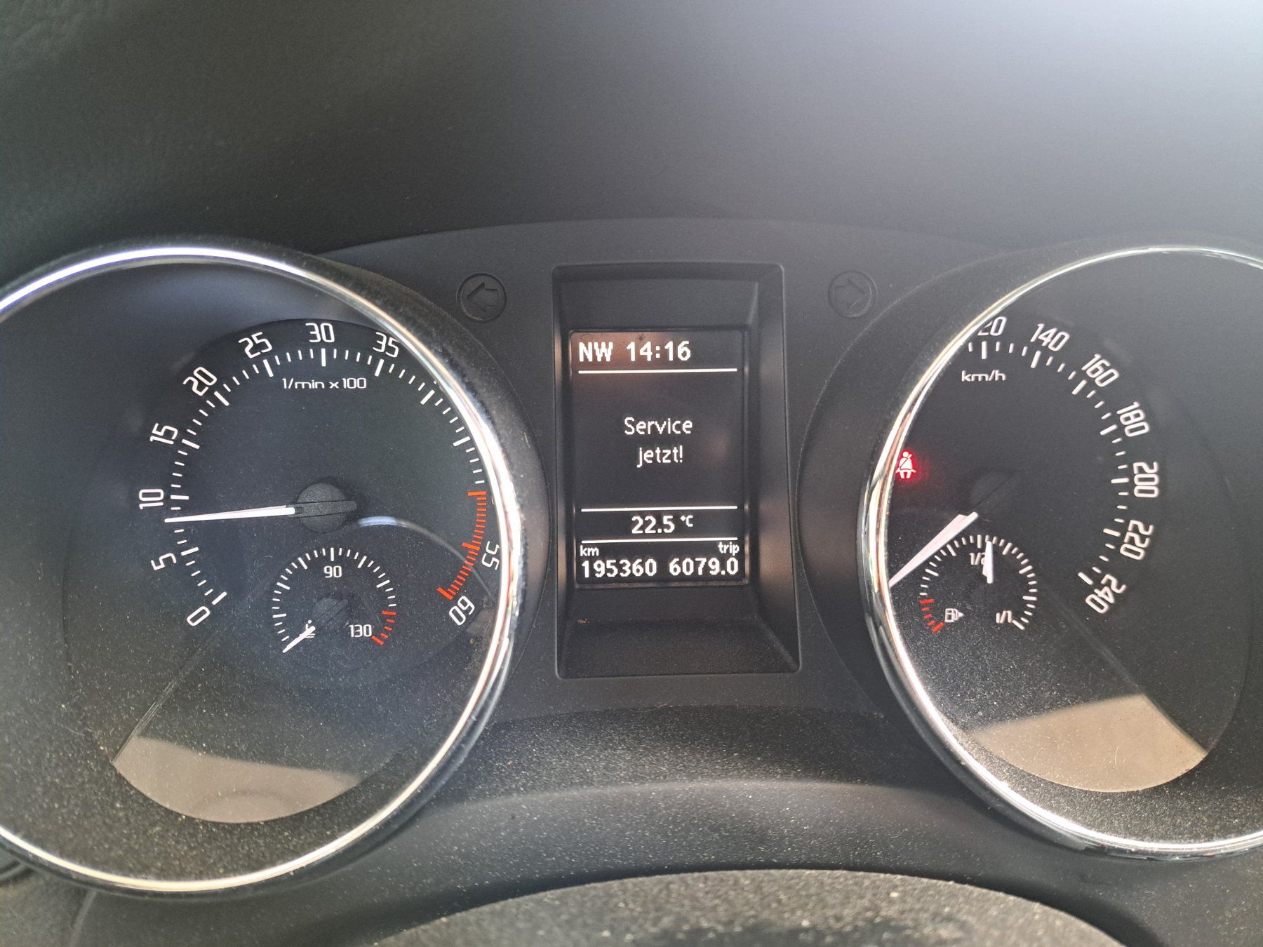 Skoda Automobili: Skoda Yeti 2.0 TDI 2011 – Usato da St. Gallen venduto da Thornator 9