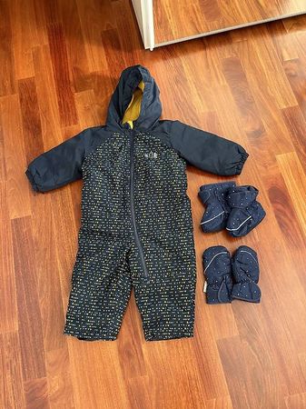 Tutina Neve invernale guanti e copri scarpe taglia 74- 86 