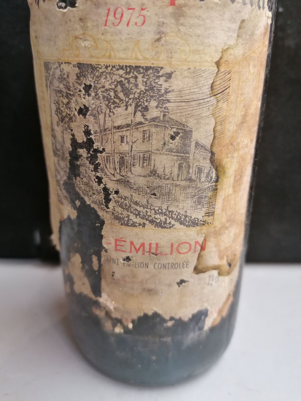 Vino: Vin Saint-Émilion 1975, 75cl – Usato da Genève venduto da Leboucheoreilles 3