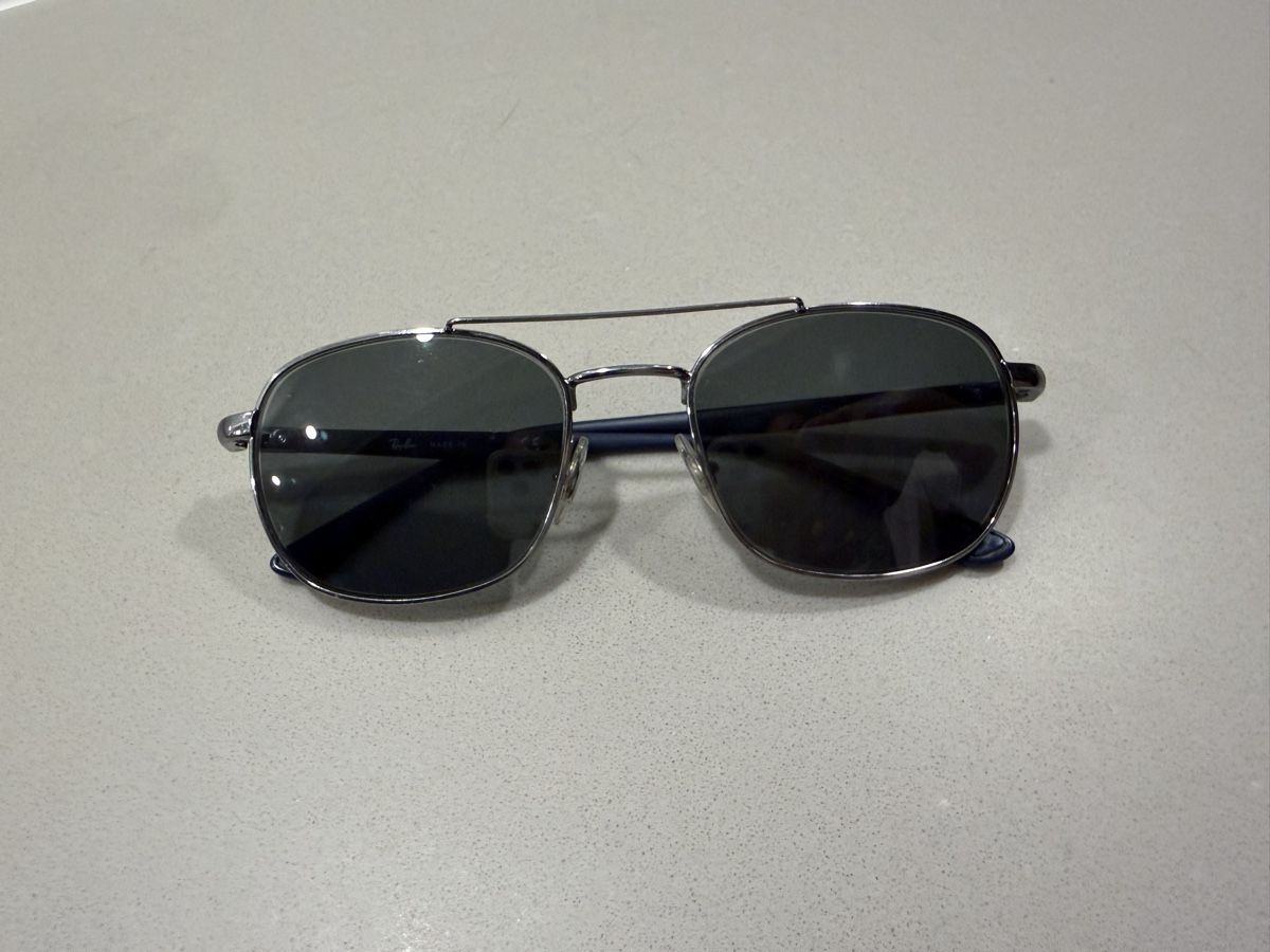 Ray-Ban Occhiali & Lenti: Ray Ban Sonnenbrille  – Usato da Basel venduto da Ajtyyy