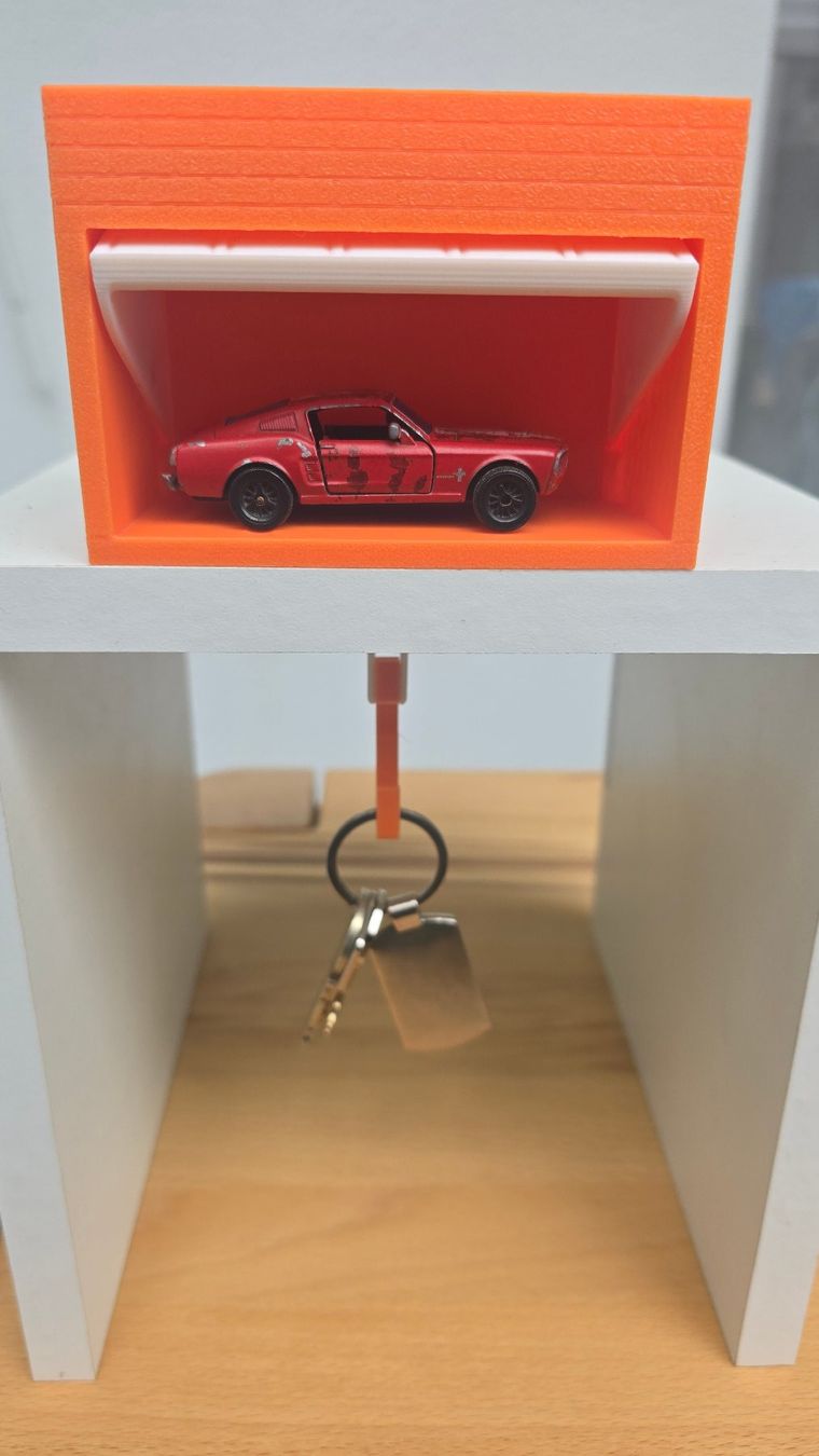 Portachiavi: Schlüsselaufhänger, Schlüsselgarage, Modelauto – Nuovo (secondo la descrizione) da Winznau venduto da banditgsf 5