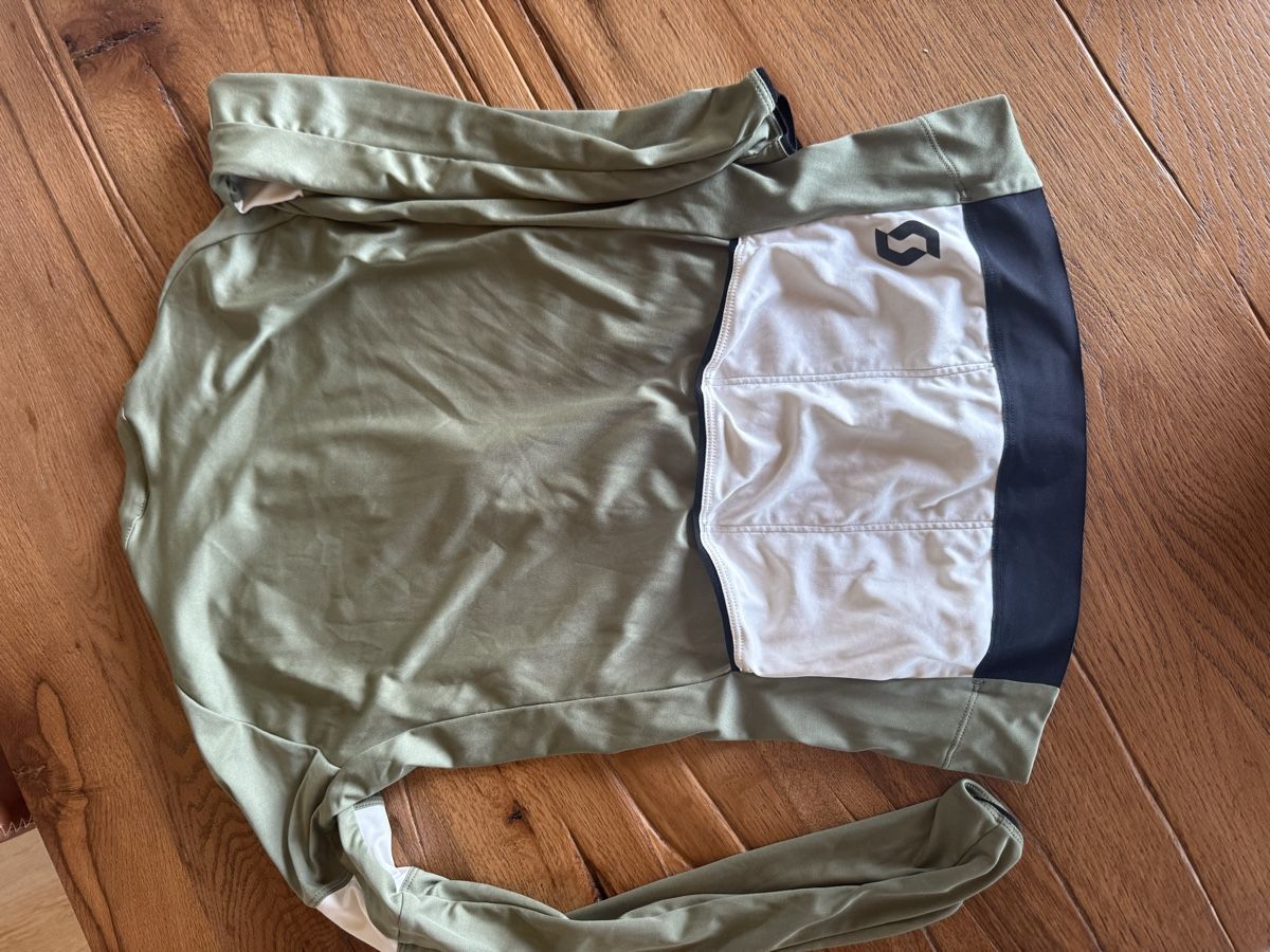 Scott Canottiere & Pantaloni: Scott Damentrikot langarm Gr. M – Usato da Häutligen venduto da ale_k92f 1