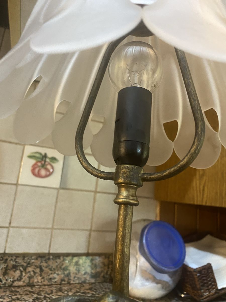 Lampade: Lampe antique. Style Liberty – Usato da Küssnacht am Rigi venduto da CALIFRASQUI 4