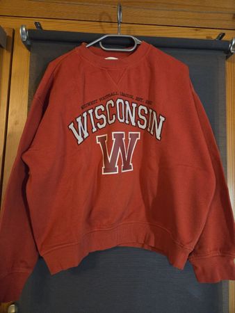 Pull rouge Wisconsin, taille M