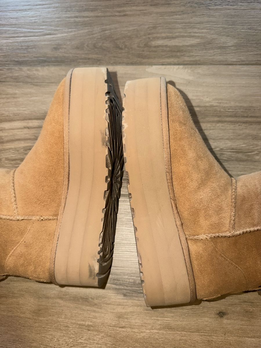 Ugg Damenschuhe: UGG Classic Mini Platform Chestnut – Grösse 39 – Neu (gemäss Beschreibung) aus Esslingen von kar_nx7g 4