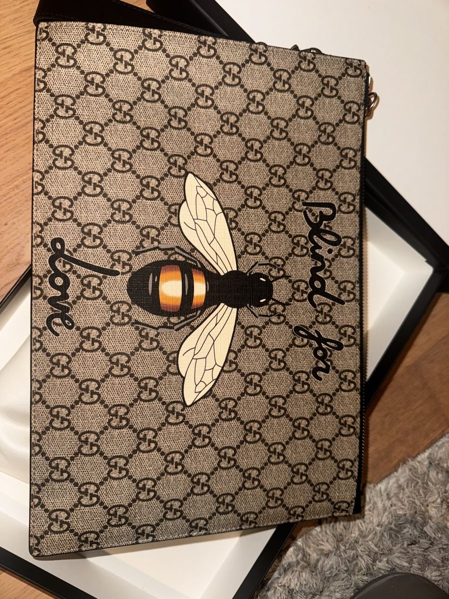 Gucci Borse da donna: Gucci bee clutch – Nuovo (secondo la descrizione) da Münchenstein venduto da By.gabriela.v 1