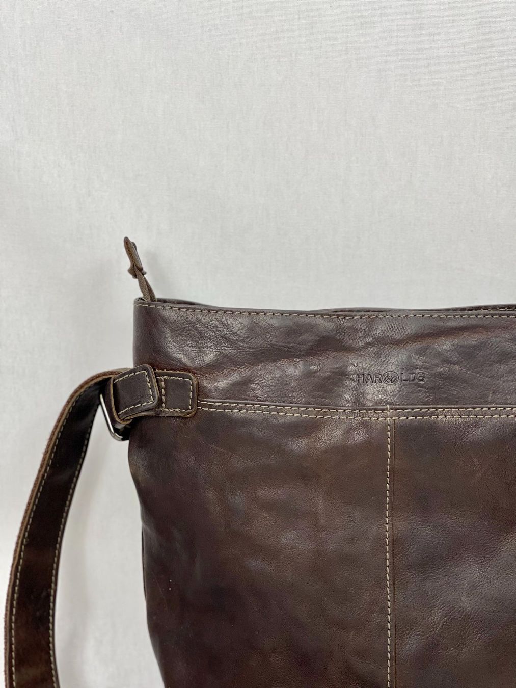 Borse da donna: Tasche - Umhängetasche - HAROLDS – Nuovo (secondo la descrizione) da Romanshorn venduto da MAFLOMAS 2