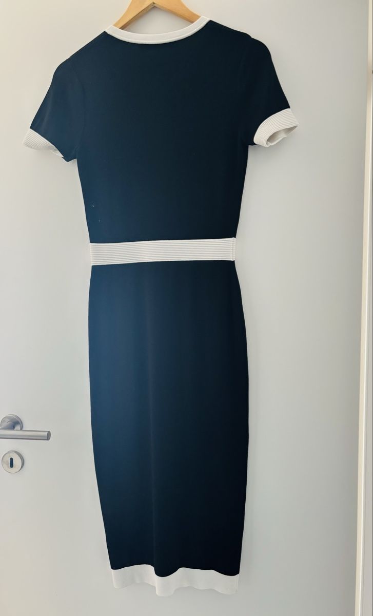 Karl Lagerfeld Kleider: Robe Karl Lagerfeld  taille S – Gebraucht aus Châbles FR von Chanao 3