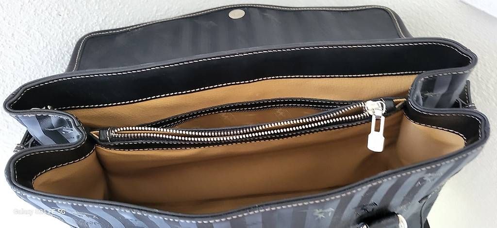 Borse da donna: Mollerus Umhängetasche – Usato da Muhen venduto da Diva57 4