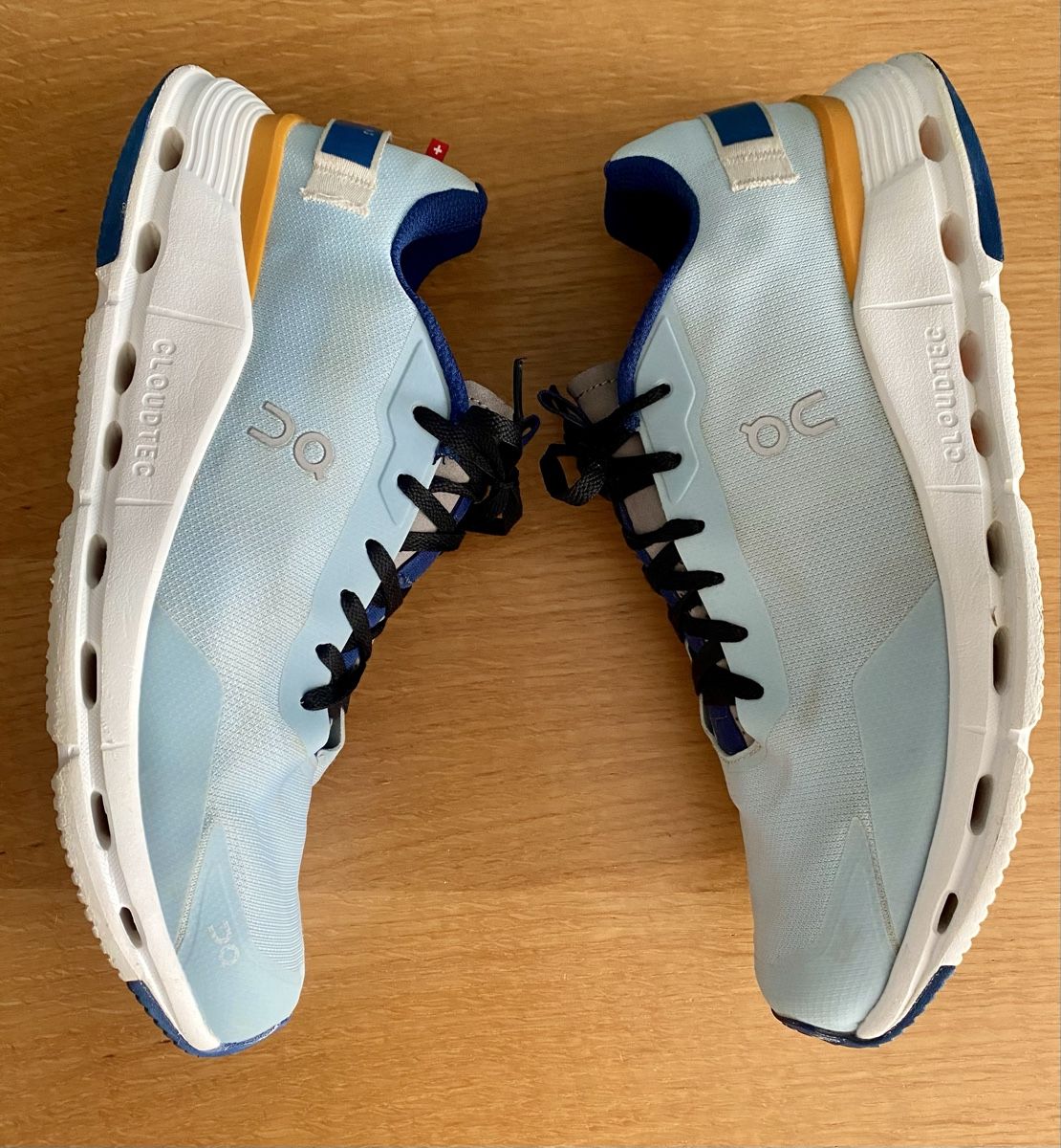 On Scarpe da uomo: Baskets On Running CloudTec bleu clair pointure 45 – Usato da Lausanne venduto da Vracorama 2
