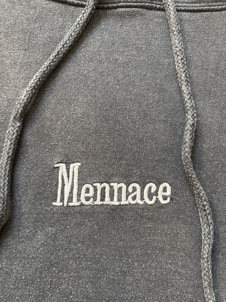 Maglioni & Felpe: Mennace Hoodie (Grau) – Usato da Remetschwil venduto da Mano2105 1