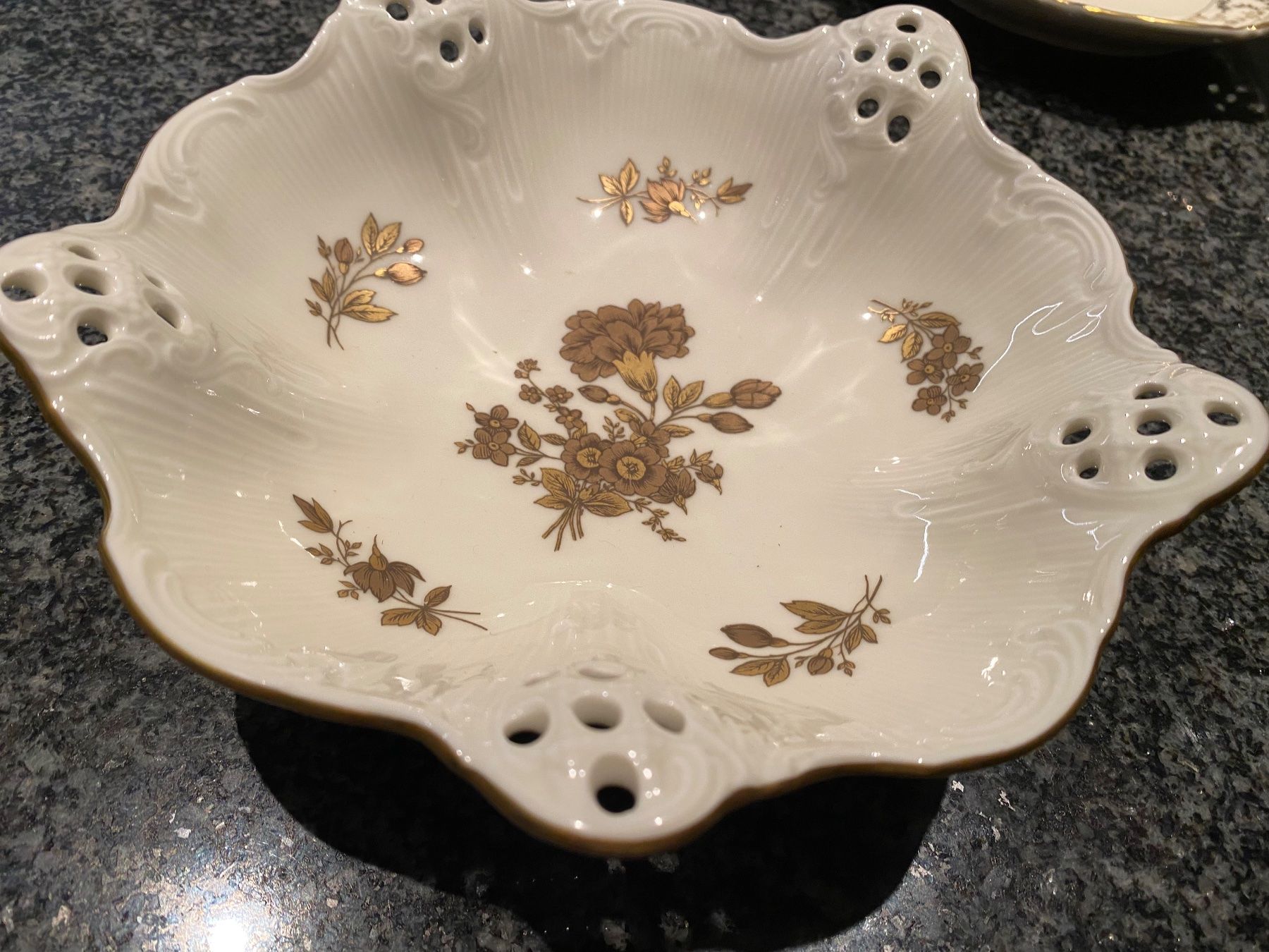 Rosenthal Schalen: Moliere von Rosenthal in Elfenbein – Neu (gemäss Beschreibung) aus Buchs ZH von Sten7 2