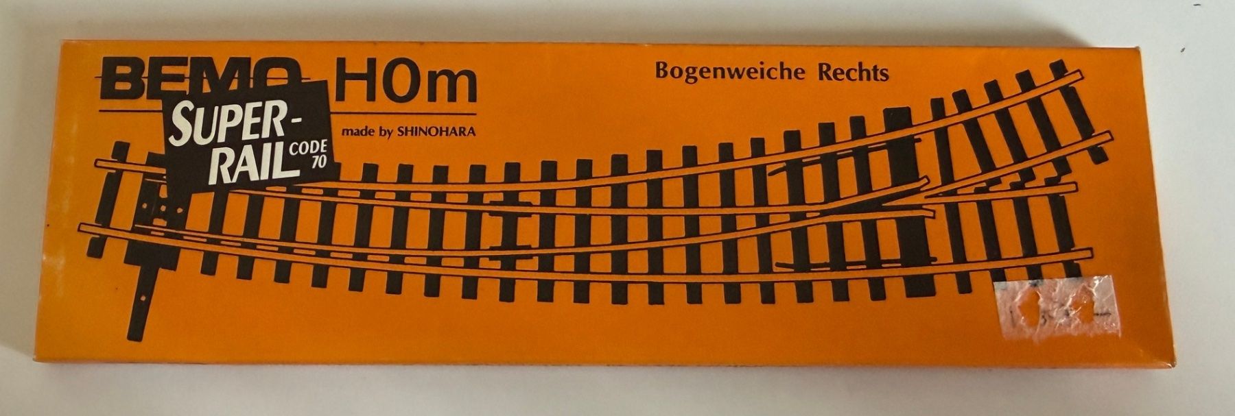 Bemo Modelleisenbahnen: Bemo Bogenweiche rechts Art. 4244 647 – Neu und originalverpackt aus Samedan von Gischpel25