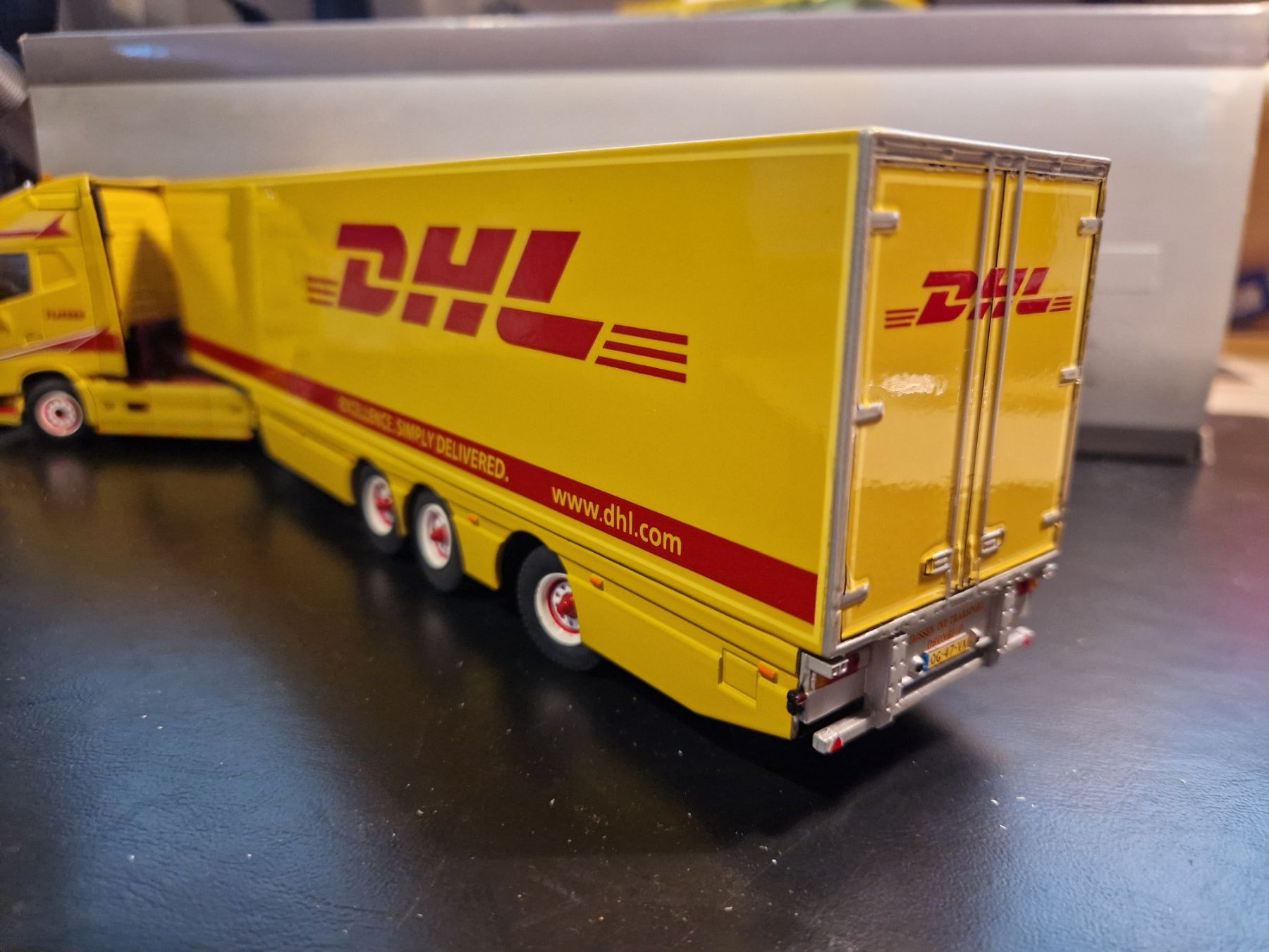 WSI Models Kits de montage: Tijesen DHL WSI- Modell 1:50 – D'occasion à Dürnten par gahtscho0815 4