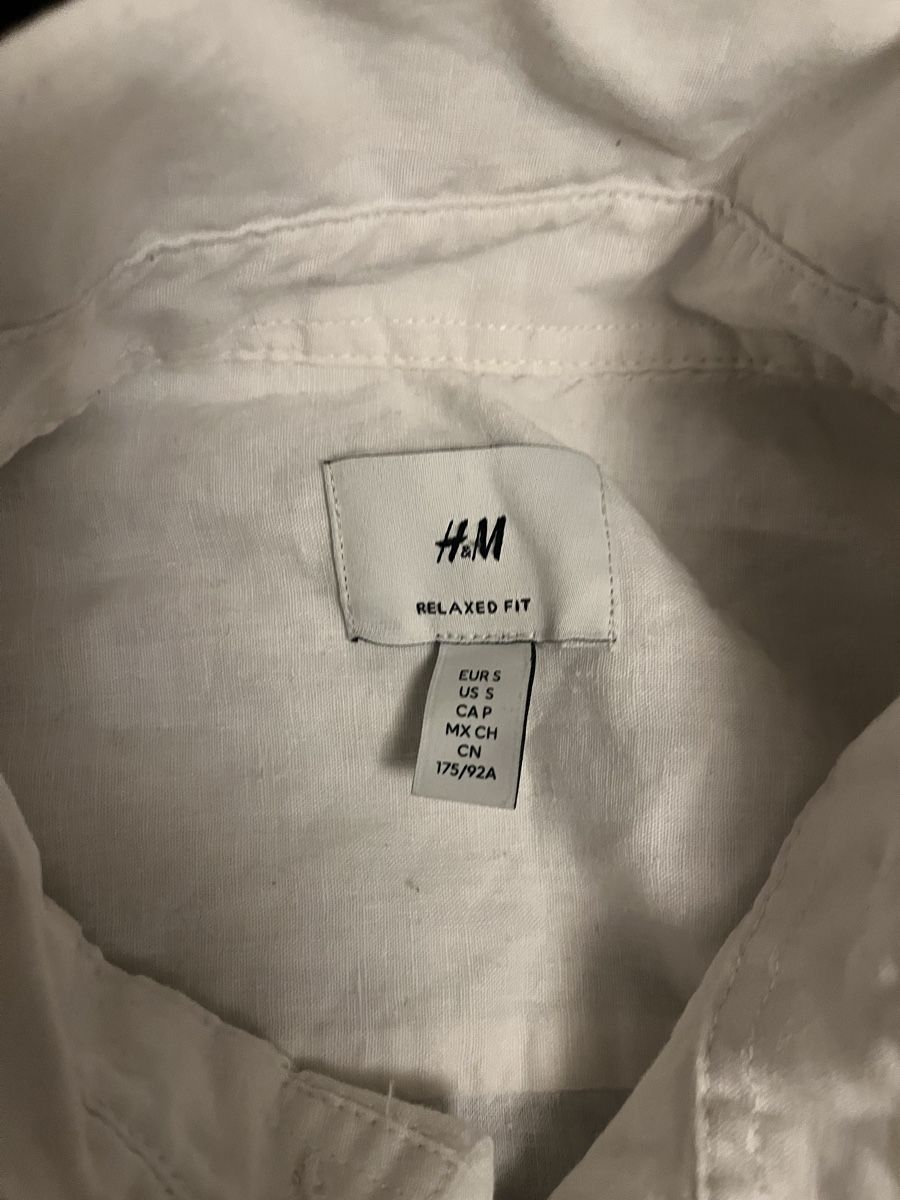 H&M Lots de vêtements: 2 Hemden Langarm Weiss und Gestreift  – Neuf (Voir description) à Olten par sae_82z2 3