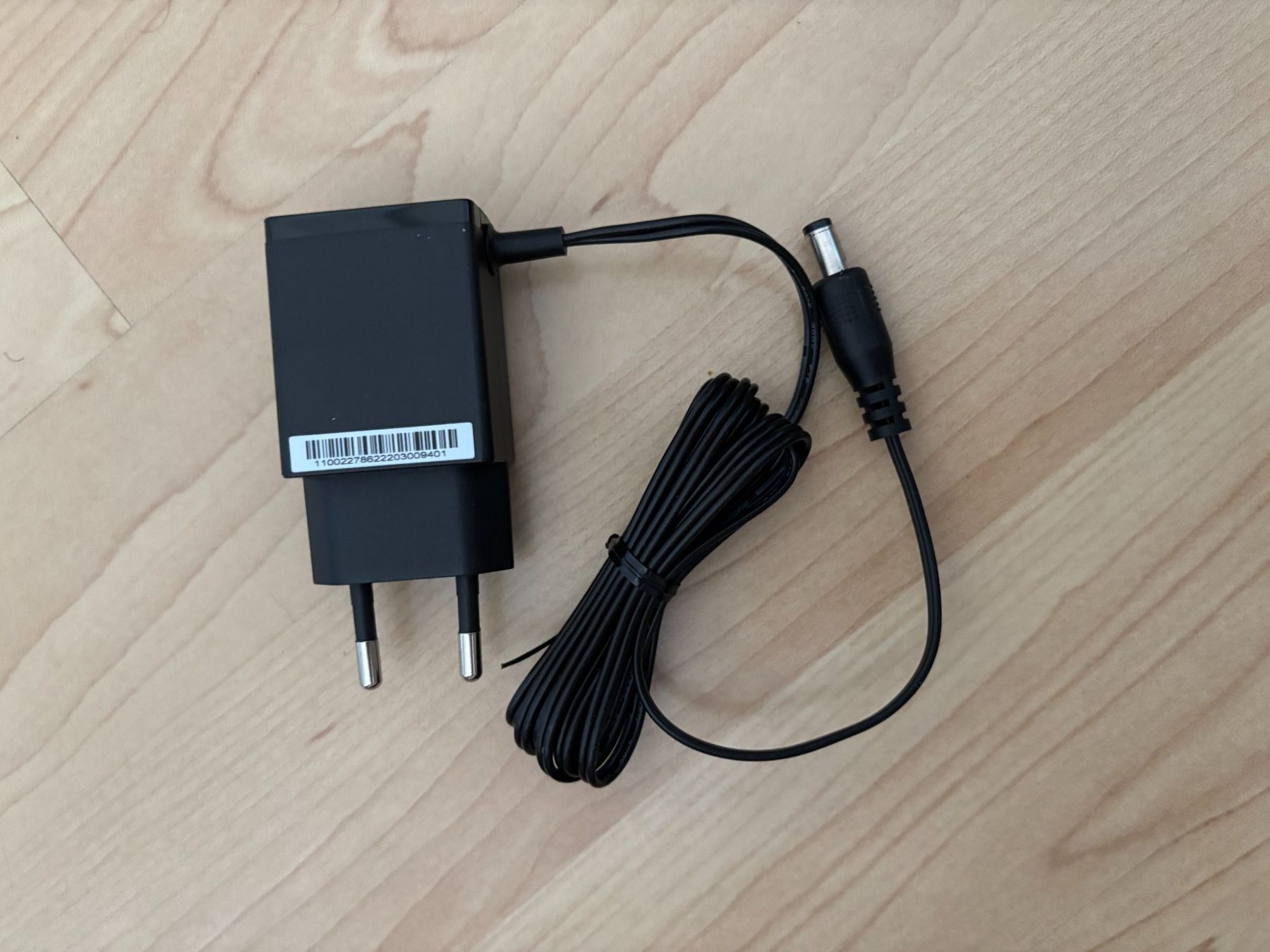 Dlink Hub & Switch: D-Link DES-108/E, ethernet switch – Usato da Oberlunkhofen venduto da davidtully 4