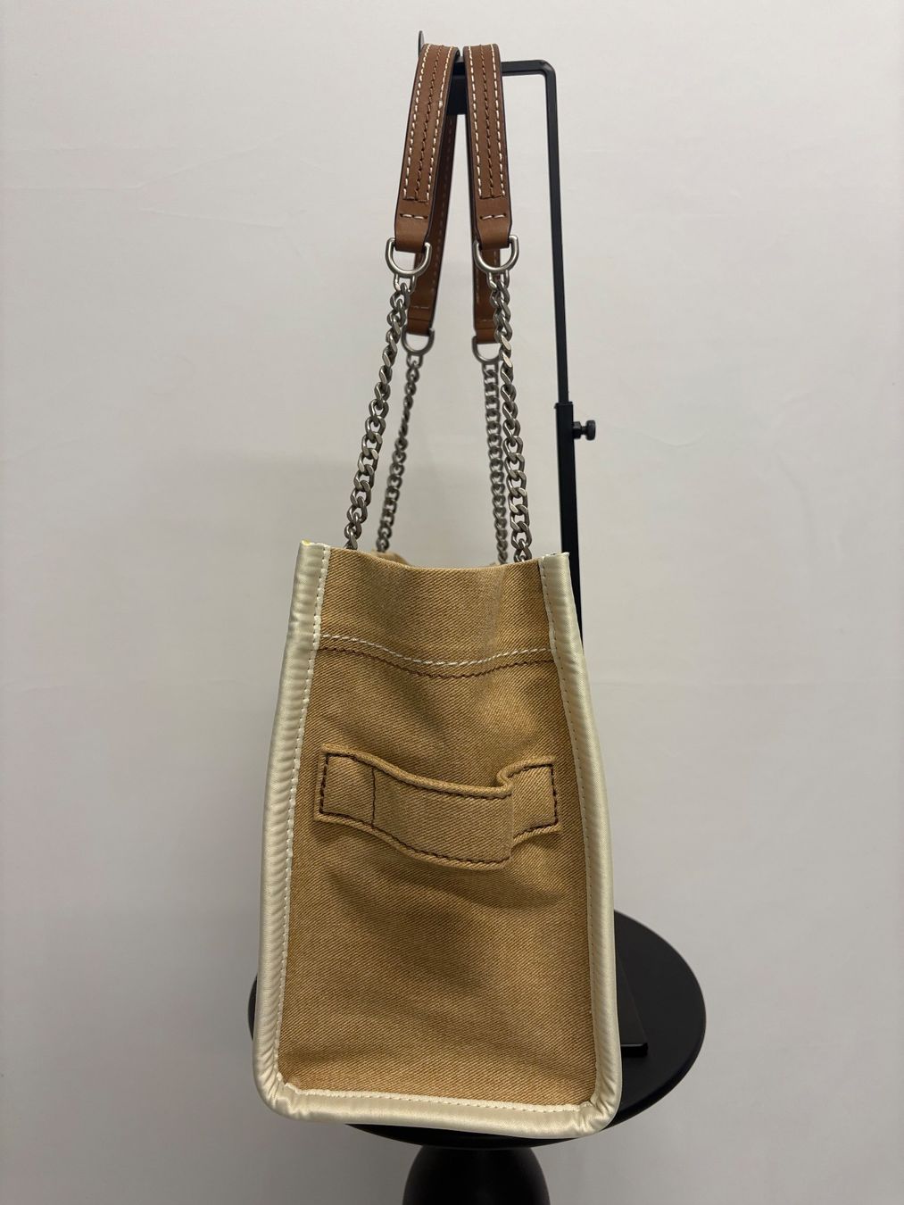 Marc Jacobs Borse da donna: Marc Jacobs The Tote Bag Beige Canvas  Medium – Nuovo (secondo la descrizione) da Regensdorf venduto da secondchancefashion 1