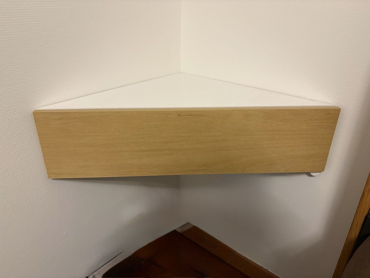 Comodini: 2x elegante Nachttische – Usato da Therwil venduto da Migu84 1