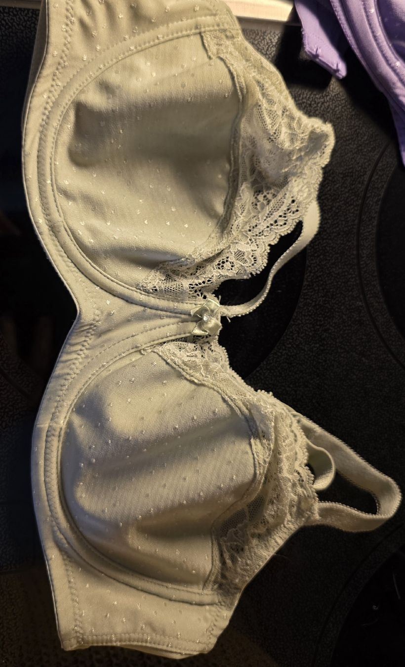 Hunkemöller Sonstige Unterwäsche: 2x Hunkemöller BH – Gebraucht aus Krattigen von reb_b5ly 1