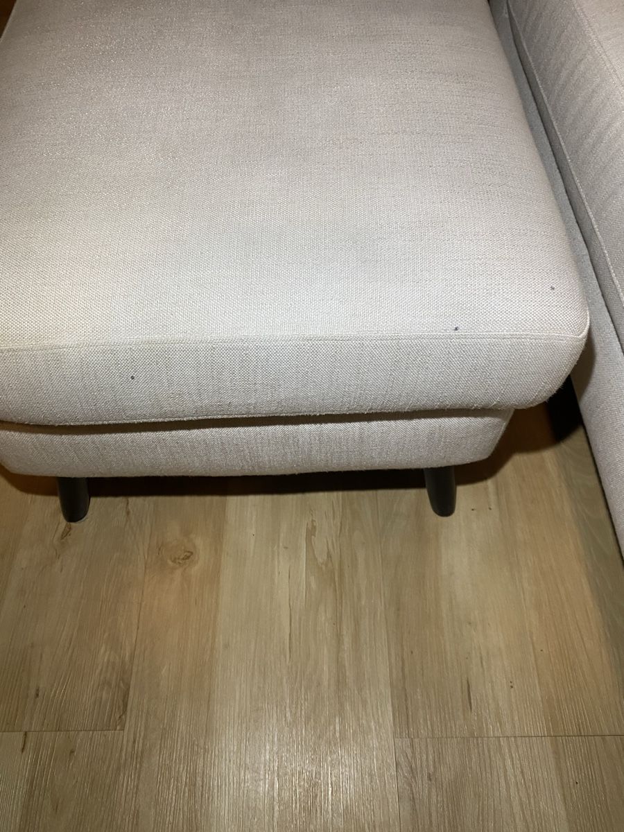 Divani: Weisses Sofa mit Hocker – Usato da Gipf-Oberfrick venduto da tim_2mkl 2