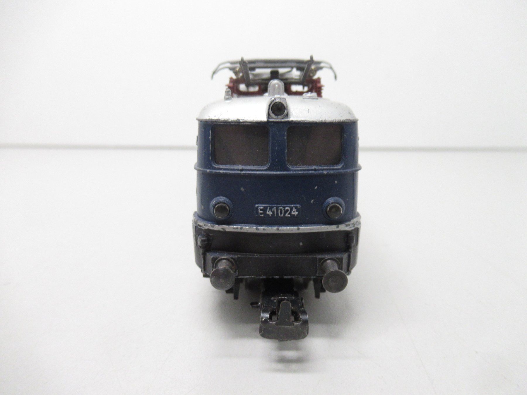 Märklin Modelleisenbahnen: Märklin 3034 E-Lok BR E40 der Deutschen Bahn o.OVP Digital – Gebraucht aus Basel von mhmarken 5