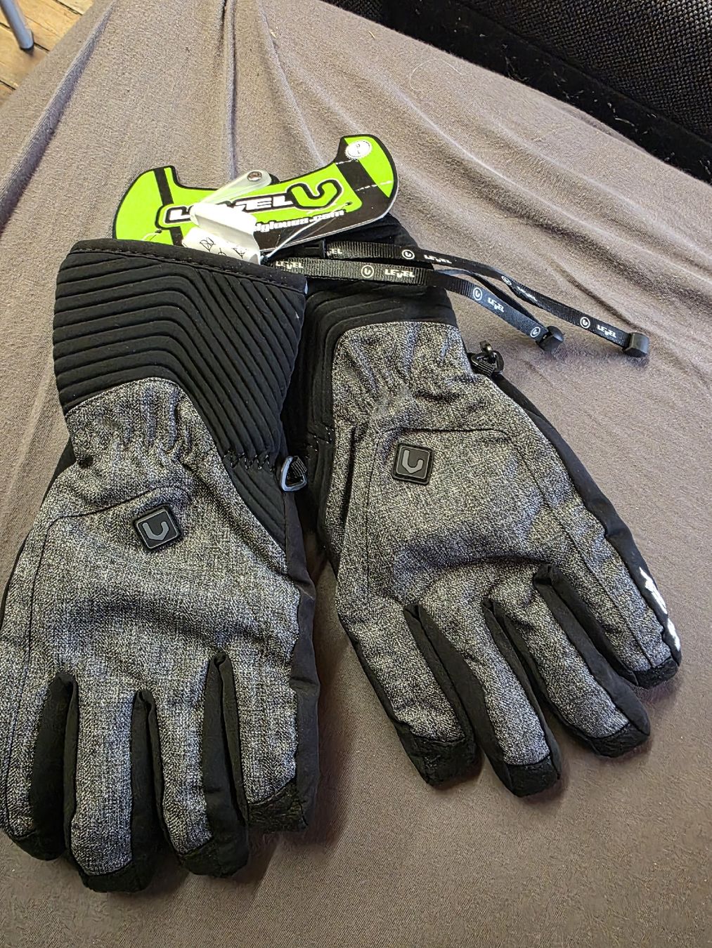 Handschuhe & Handstulpen: Level Skihandschuhe – Neu und originalverpackt aus Ebikon von bagija 3