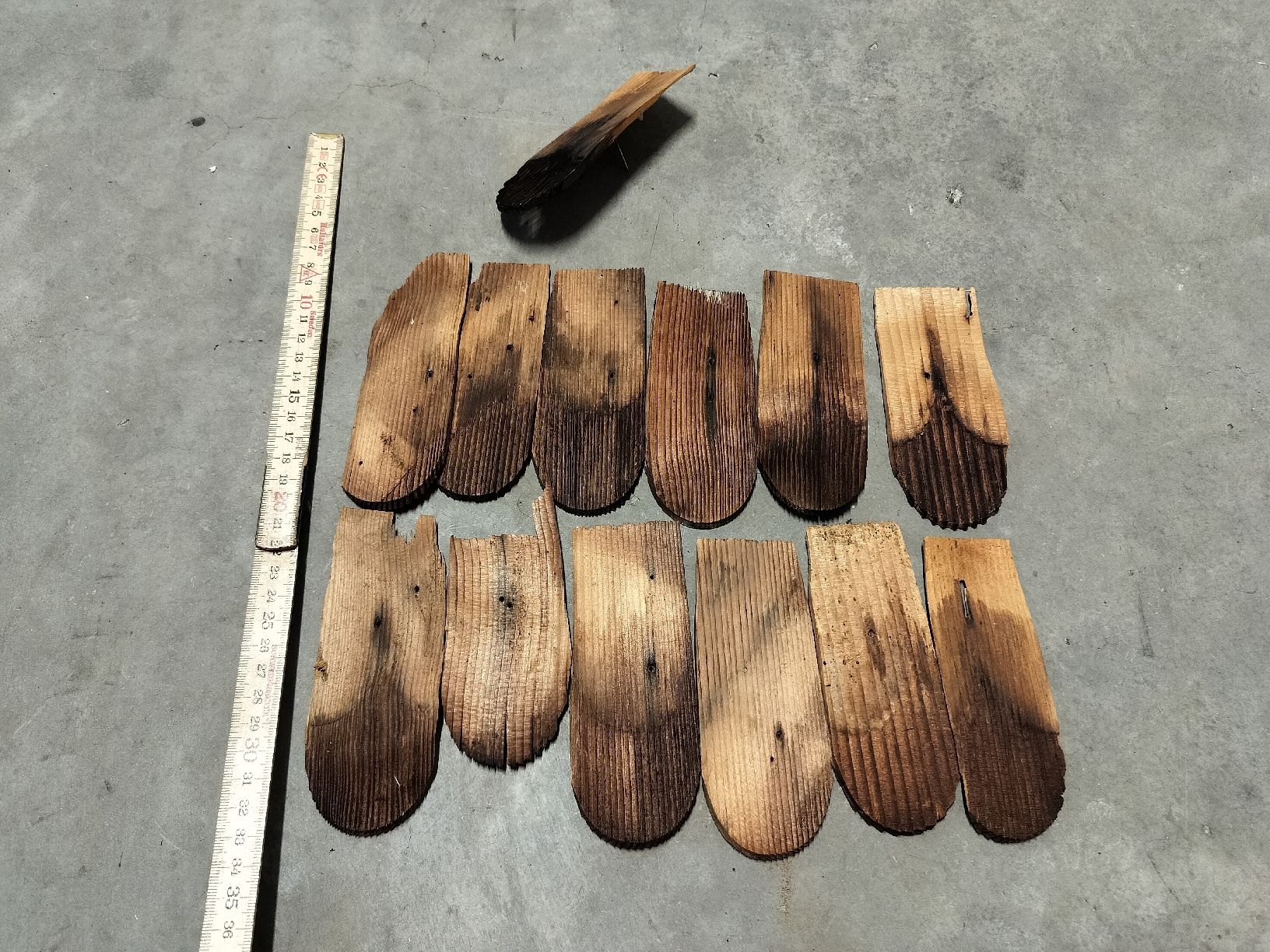 Articoli in legno: Echte Altholz Schindeln – Usato da Alpthal venduto da kar_faes 1