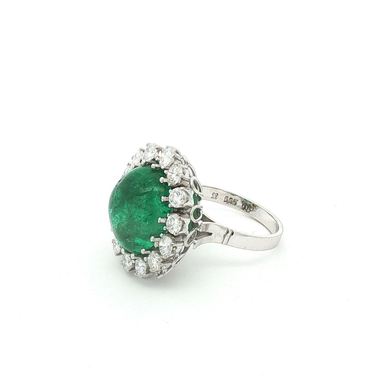 Anelli: SMARAGD RING MIT DIAMANT ENTOURAGE IN 585 WEISSGOLD – Usato da Luzern venduto da EdiGem 4