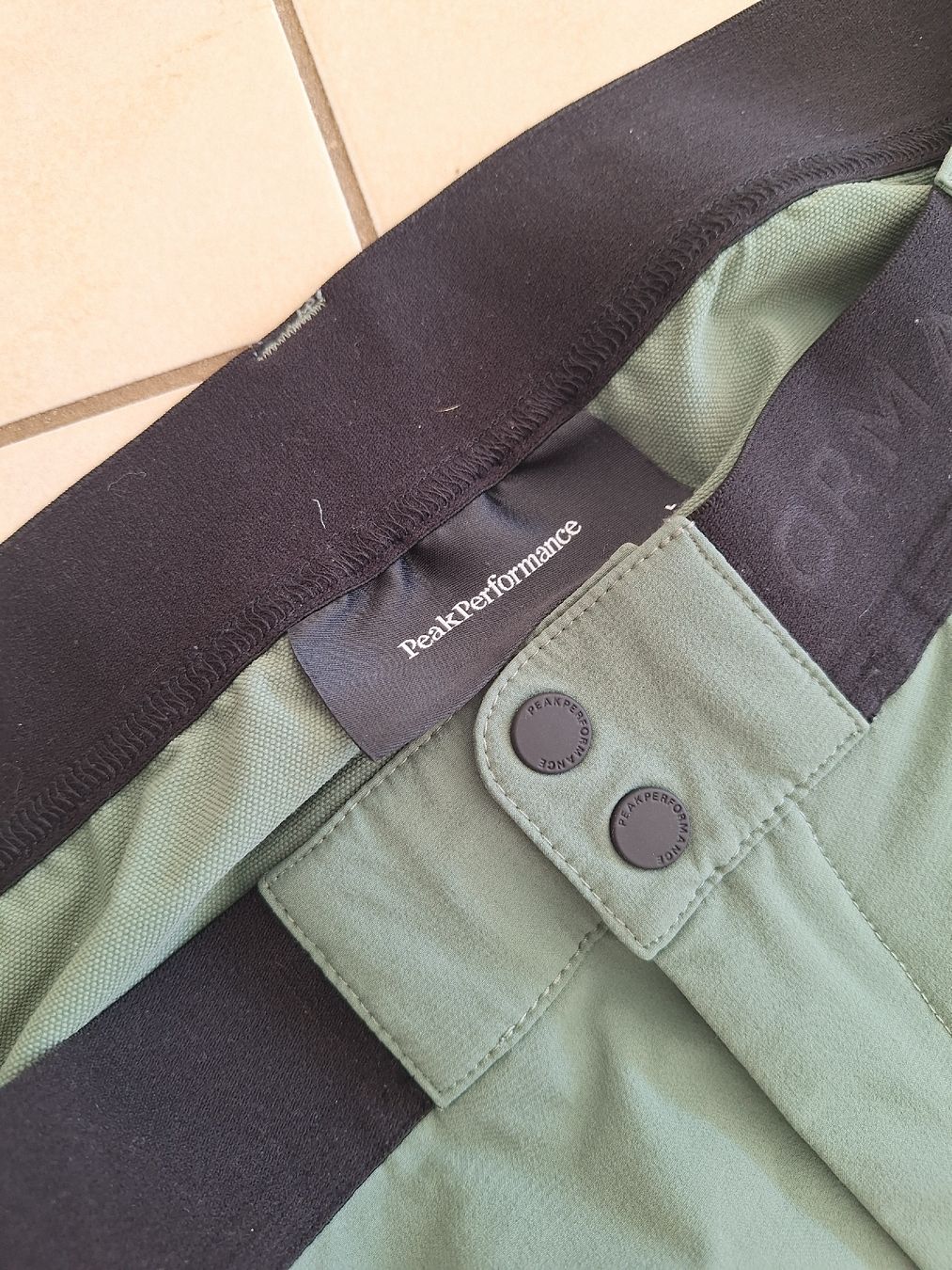 Peak Performance Hosen: Peak Performance Wanderhose L – Gebraucht aus Zürich von ser_r2vf 3