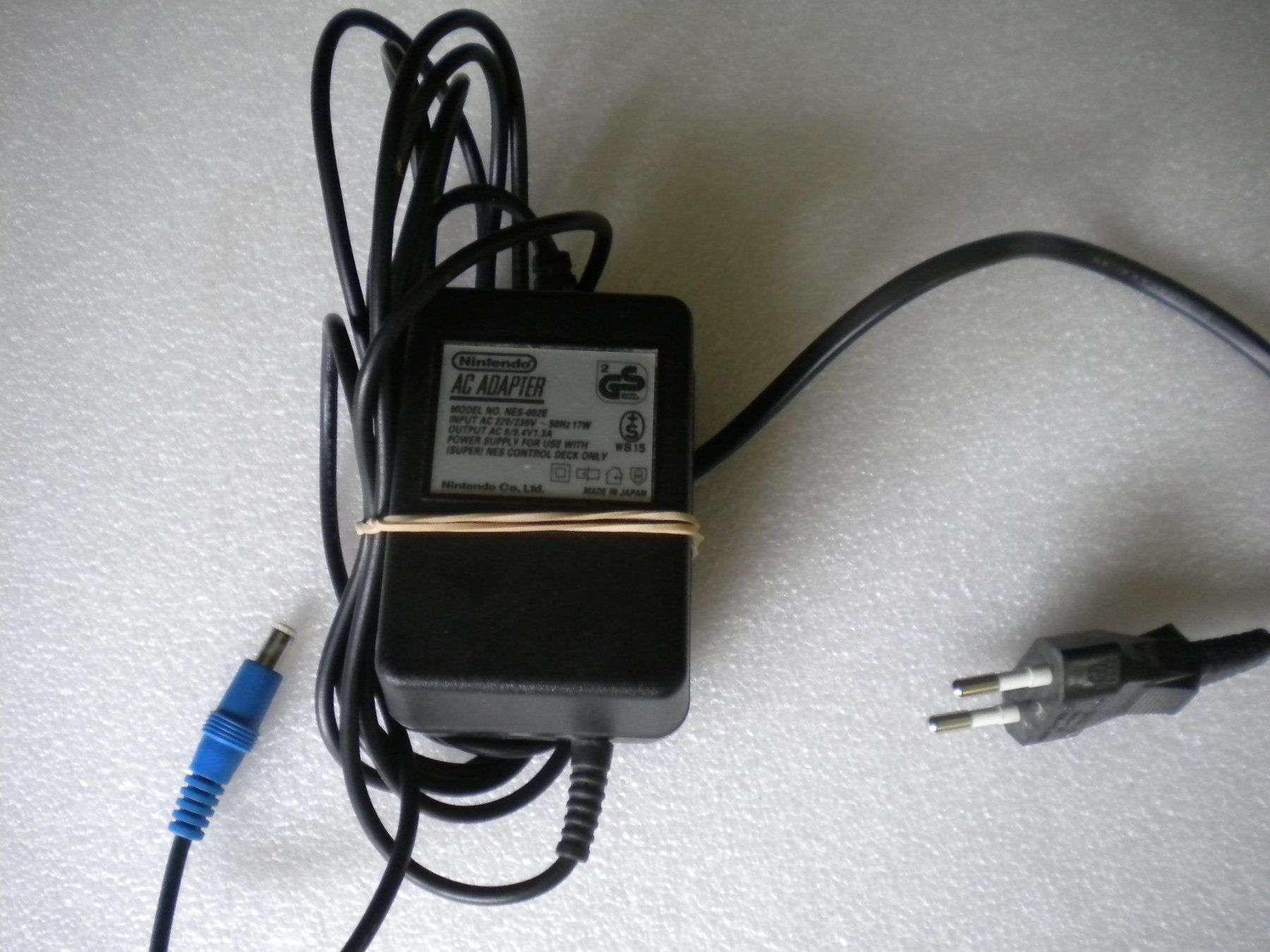 Nintendo Console: Original Super-Nintendo +NES Netzkabel – Usato da Spreitenbach venduto da mako6900