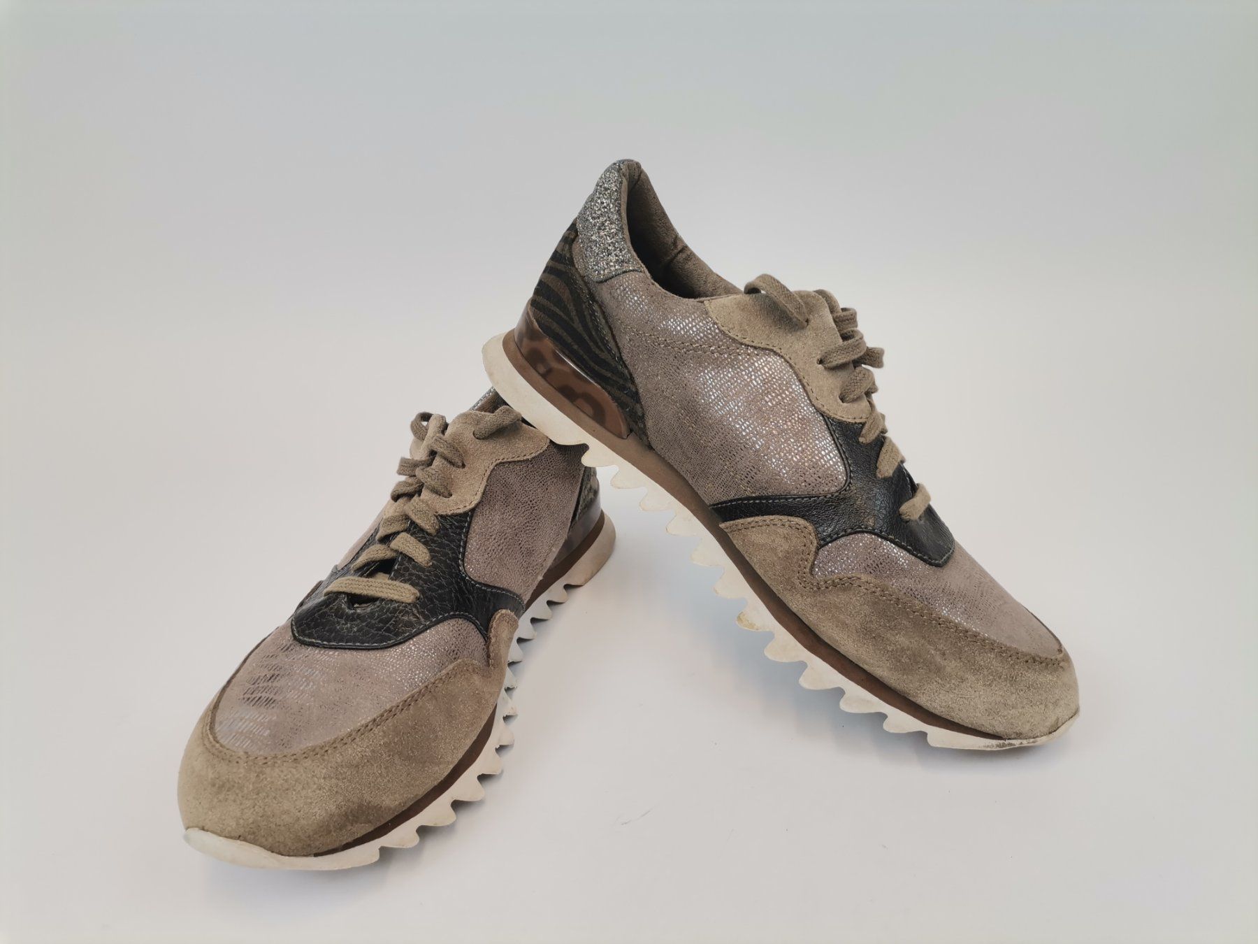 Tamaris Scarpe da donna: TAMARIS Trend Sneaker Damen Gr. 41 – Usato da Schaffhausen venduto da Restwert_SH