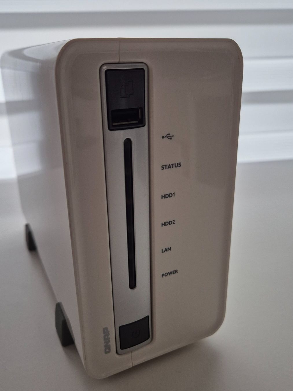 Qnap Server: QNAP TS-210 NAS 2TB – Usato da Zürich venduto da pau_y8mv 2