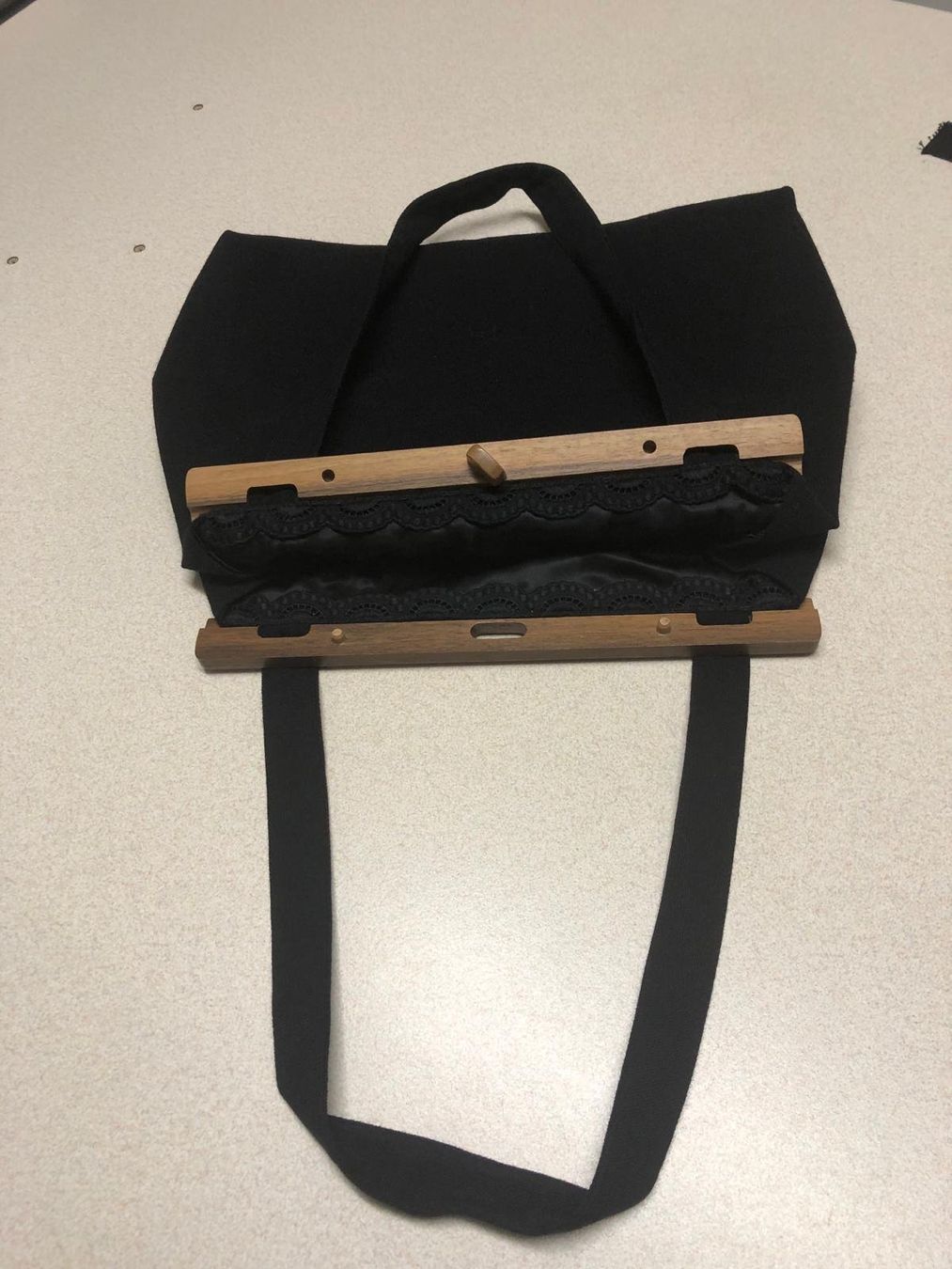 Costumi: Aargauer Sonntagstracht rot – Usato da Unterkulm venduto da boe_2jqp 4