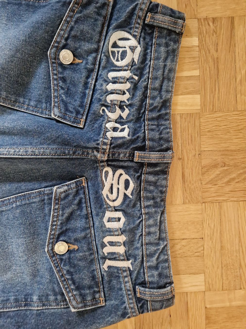 Bershka Jeans: Jeans von BERSHKA – Gebraucht aus Lausanne von kla_yh6t 3