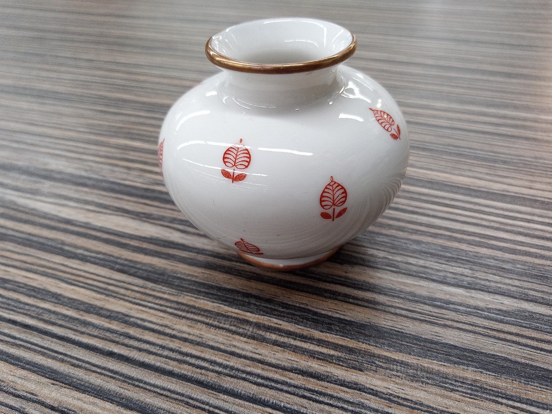 Vasi & Recipienti: Kleine Vintage Vase 1950 Langenthal – Usato da Reiden venduto da Zofi-Brocki 1