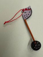 Puppenstuben - Steckenpferd m.beweglichen Rädern - 5 cm hoch