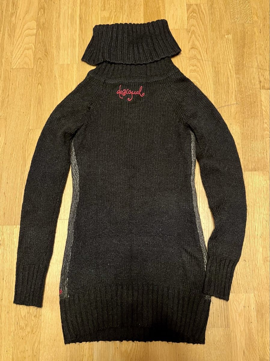 Desigual Maglioni & Felpe: Desigual Rollkragenpullover schwarz Blumen neuwertig – Nuovo (secondo la descrizione) da St. Gallen venduto da Starlord77 1