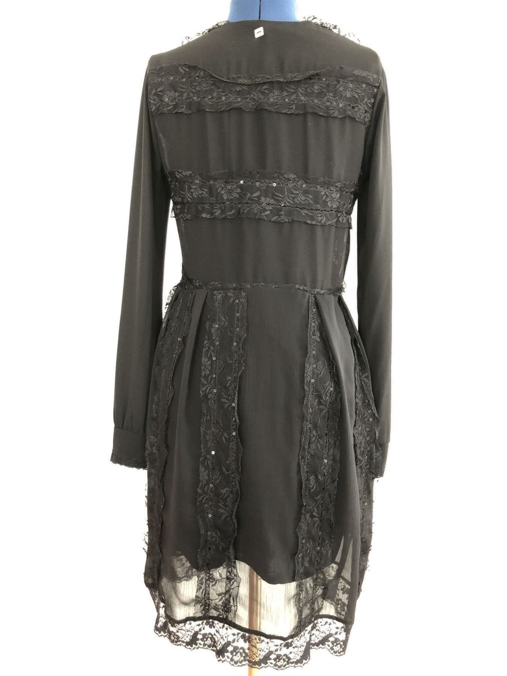 Vestiti: Manila Grace Kleid – Nuovo (secondo la descrizione) da Schwerzenbach venduto da cygnuss 4