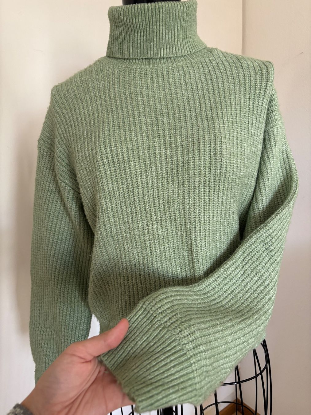 Pulls & Sweat-shirts: Rollkragenpullover – D'occasion à Bern par ViksiBash 2